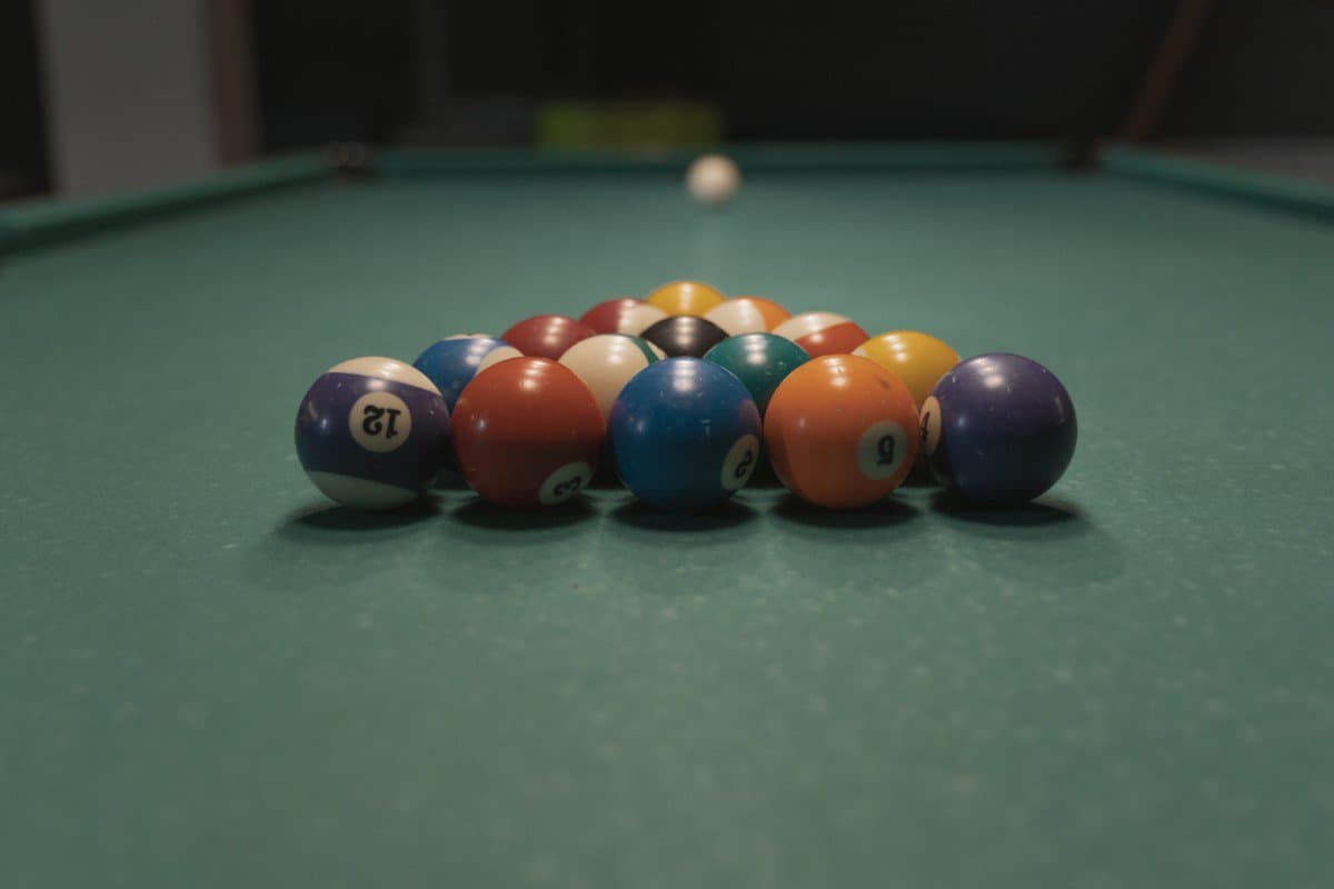 pool balls in a line